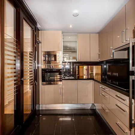 Frontline Luxe Apt In Bahia De La Plata Rdr214 Apartment Estepona