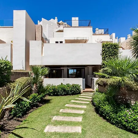 Apartment Frontline Luxe Apt In Bahia De La Plata Rdr214 Estepona