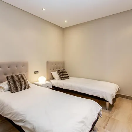 Apartment Frontline Luxe Apt In Bahia De La Plata Rdr214 *