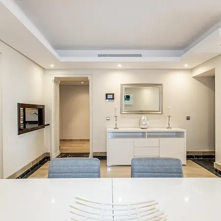 Apartment Frontline Luxe Apt In Bahia De La Plata Rdr214 Estepona